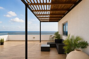 Terrace/patio - Central location Close to Ocean King Bed (Santo Domingo)