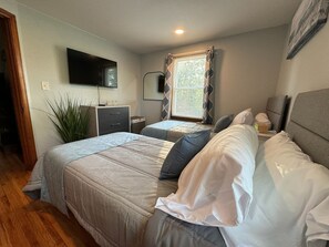 2 bedrooms, Internet, bed sheets