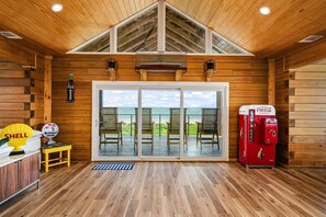 Interior - New Constructed Beach Home | Hot Tub & Volleyball (Crystal Beach)