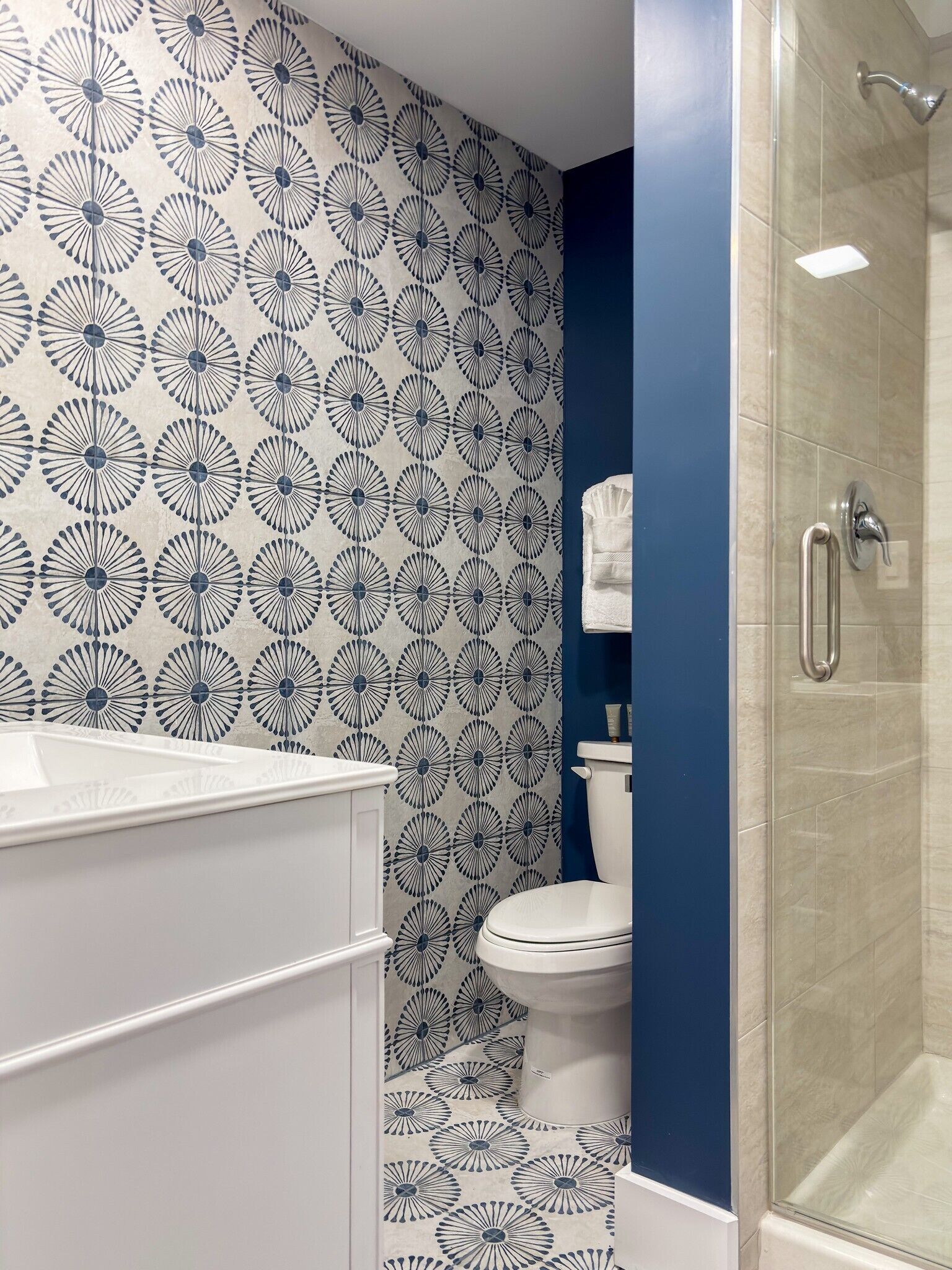 Suite Premier, 1 llit de matrimoni, vistes al pati | Bany