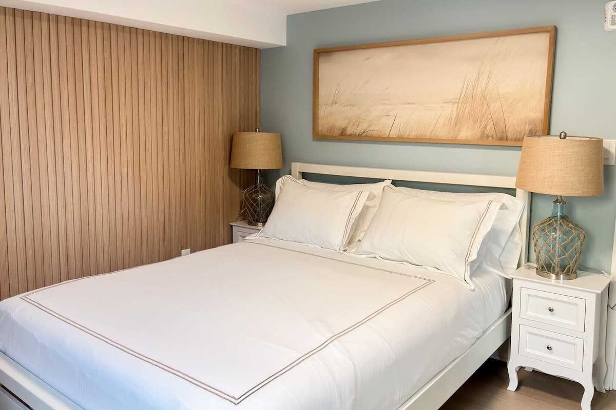 Deluxe Room, 1 Queen Bed, Ocean View