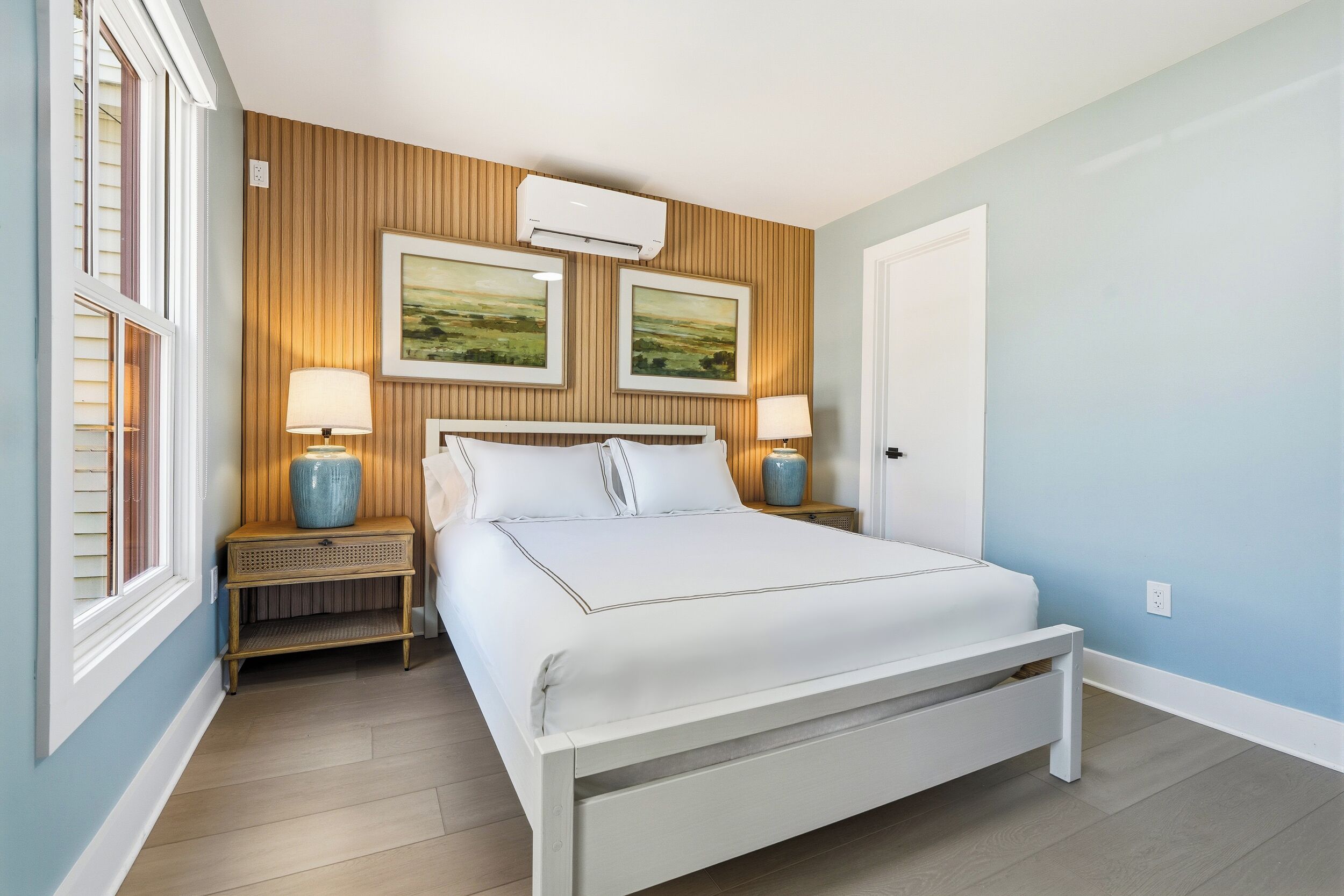 Deluxe Room, Courtyard View | Free WiFi, bed sheets