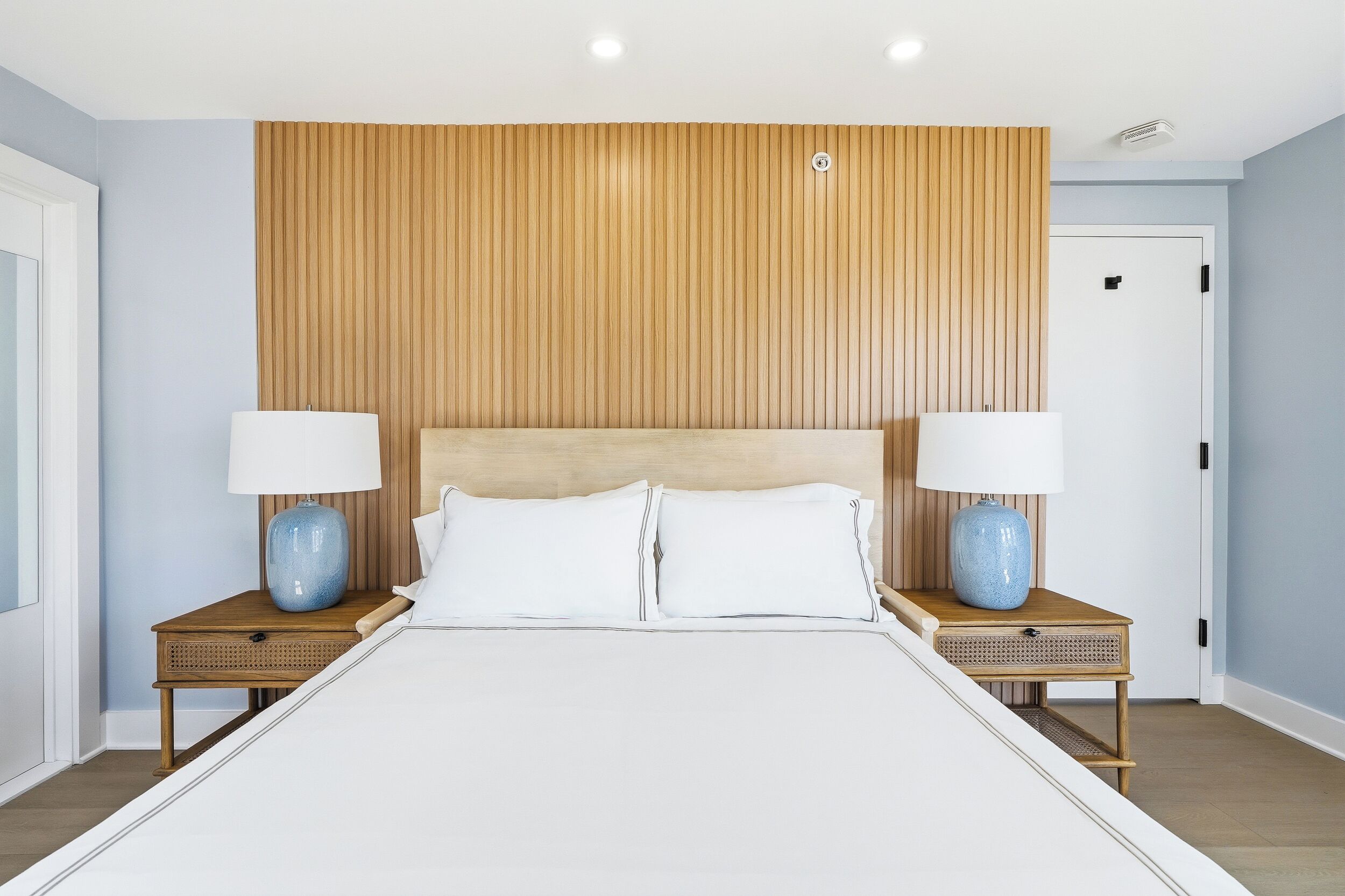 Premium Suite, 1 Queen Bed with Sofa bed, Ocean View | Free WiFi, bed sheets