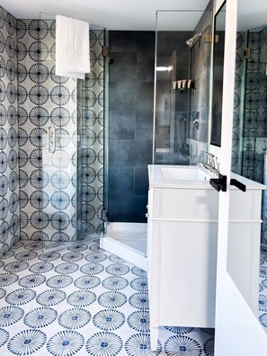 Habitación estándar, 1 cama de matrimonio | Baño