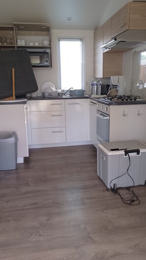 Private kitchen - 40 sq.m. mobile home in a 5-star campsite 500m from the beach (Torreilles)