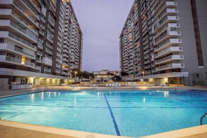 Pool - CB121-Charming Beachfront 1Bedroom in Isla Verde (Carolina)