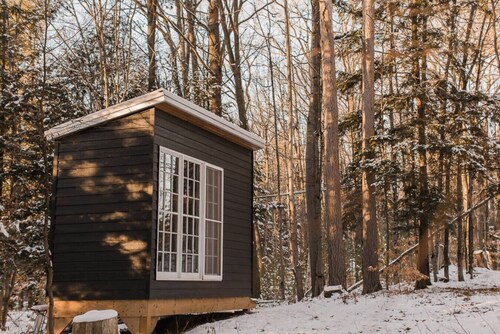 Historic Walker`s Point Muskoka School House