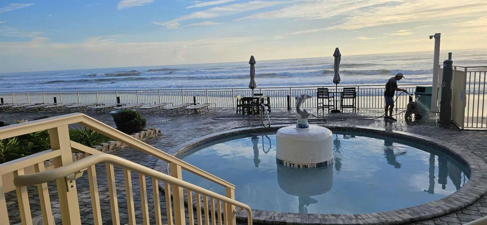 Bain à remous extérieur