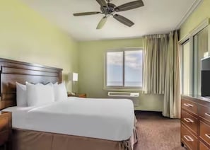 مكواة/لوح كي وواي فاي وملاءات أسرّة