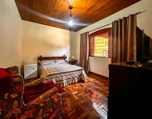 House | 1 bedroom - Casa c Garagem Wi-fi Pet Friendly Prox Capivari (Campos do Jordão)