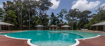 Bangal com Jacuzzi e Churrasqueira Privativa