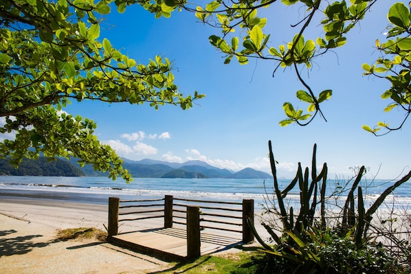 Apartment | 1 bedroom - Loft com Smart Lock e Ar Perto do Projeto Tamar (Ubatuba)