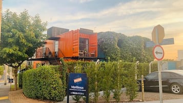 Facciata della struttura