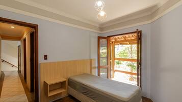 House, Smoking | 5 bedrooms