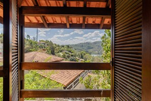 Rumah, Boleh Merokok | 5 kamar tidur