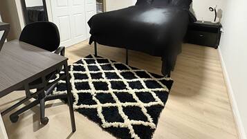 2 bedrooms, in-room safe, desk, iron/ironing board