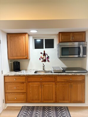 Fridge, microwave, coffee/tea maker, blender