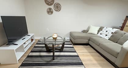 Business-Ready Private Suite 15 minutes to DC Metro Area