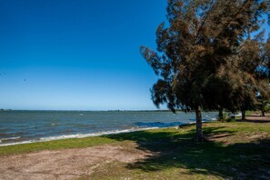 House, Smoking | 4 bedrooms - Casa com Piscina Quadra de Areia e Churrasqueira (Araruama)