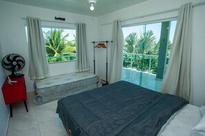 House, Smoking | 4 bedrooms - Casa com Piscina Quadra de Areia e Churrasqueira (Araruama)