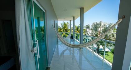 Casa com Piscina Quadra de Areia e Churrasqueira