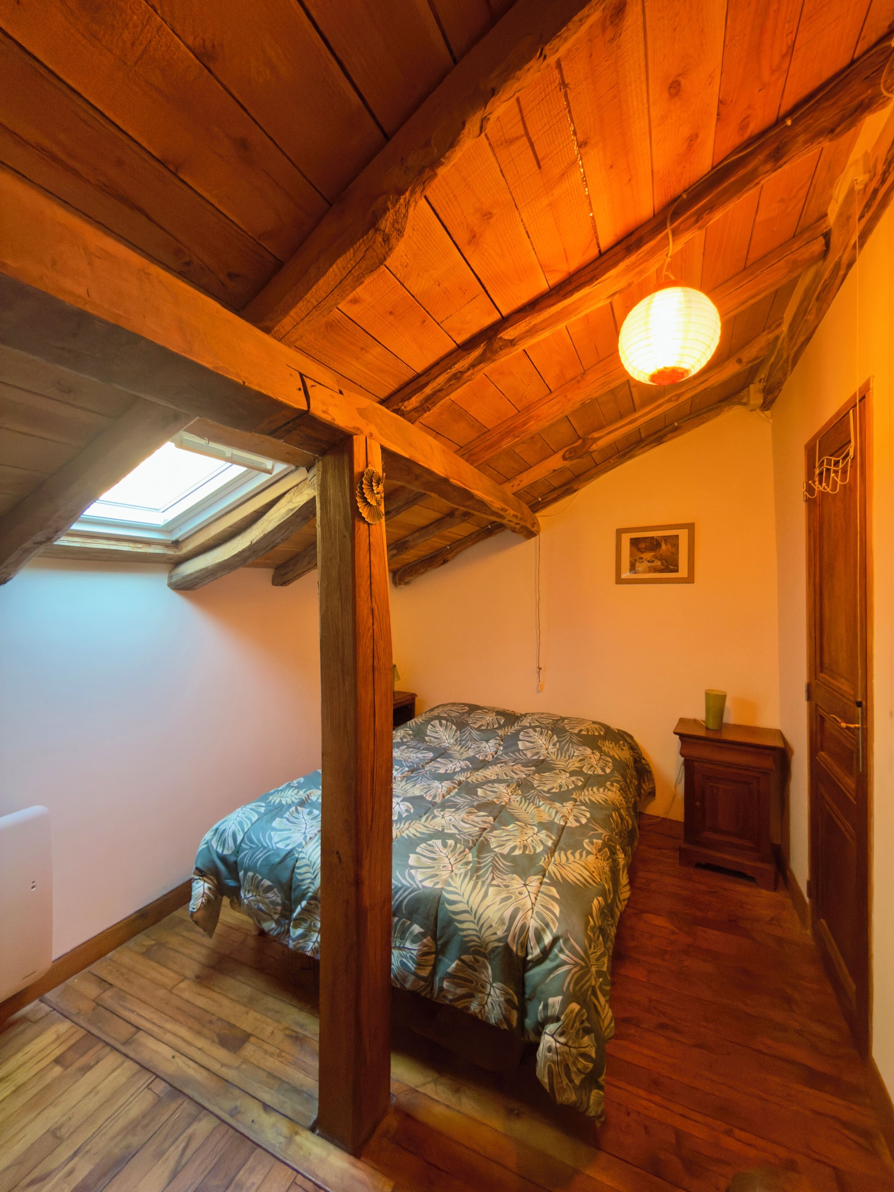 7 bedrooms, iron/ironing board, travel crib, free WiFi