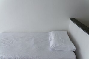 Apartment | 1 bedroom - Loft com Wi-fi e Smart Lock Perto do Projeto Tamar (Ubatuba)