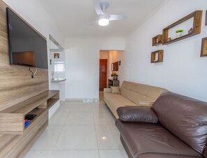 1 bedroom - Apto com Varanda e Churrasqueira a 100m da Orla (Praia Grande)