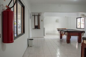 Apartment, Smoking - Apartamento Pet Friendly c Garagem a 400m da Praia (Praia Grande)