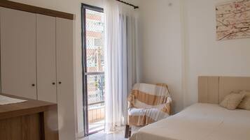 Apartamento, para fumantes | 2 quartos