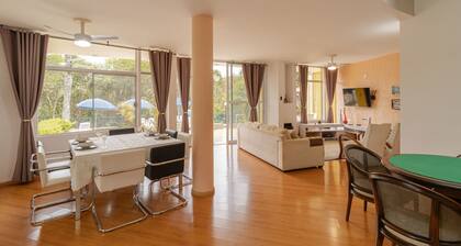 Casa de Campo com Piscina Lareira e Churrasqueira