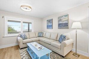 Maison, plusieurs lits (Villa Bleu) | Coin séjour