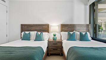 2 bedrooms, iron/ironing board, travel crib, free WiFi