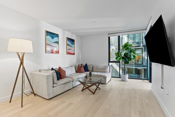 تلفزيون ذكي