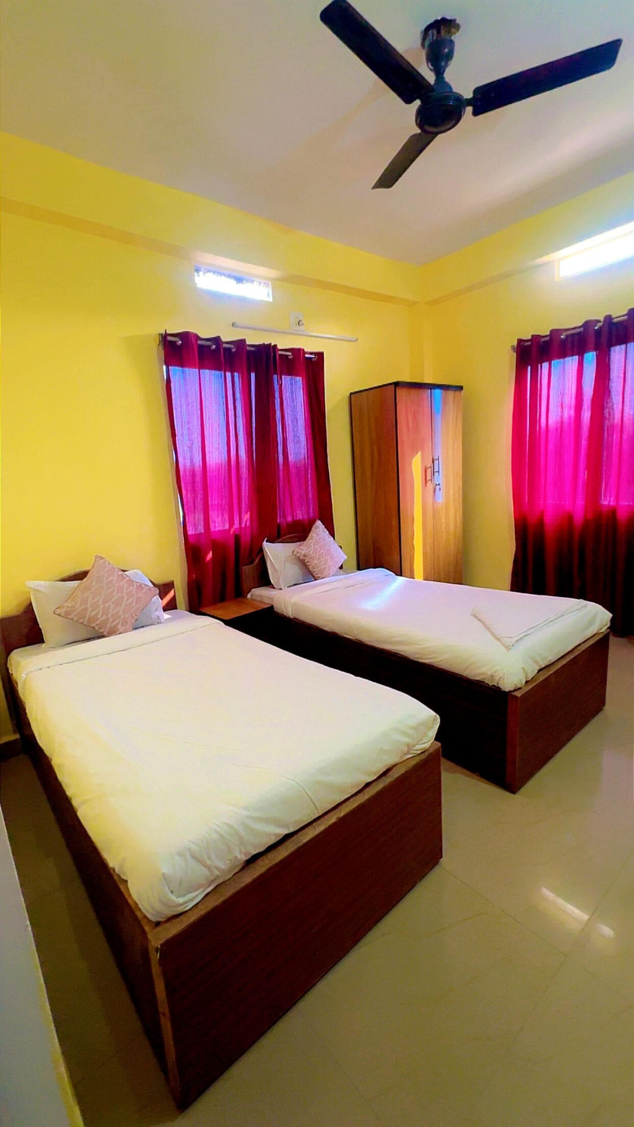 Basic Double Room | Iron/ironing board, free WiFi