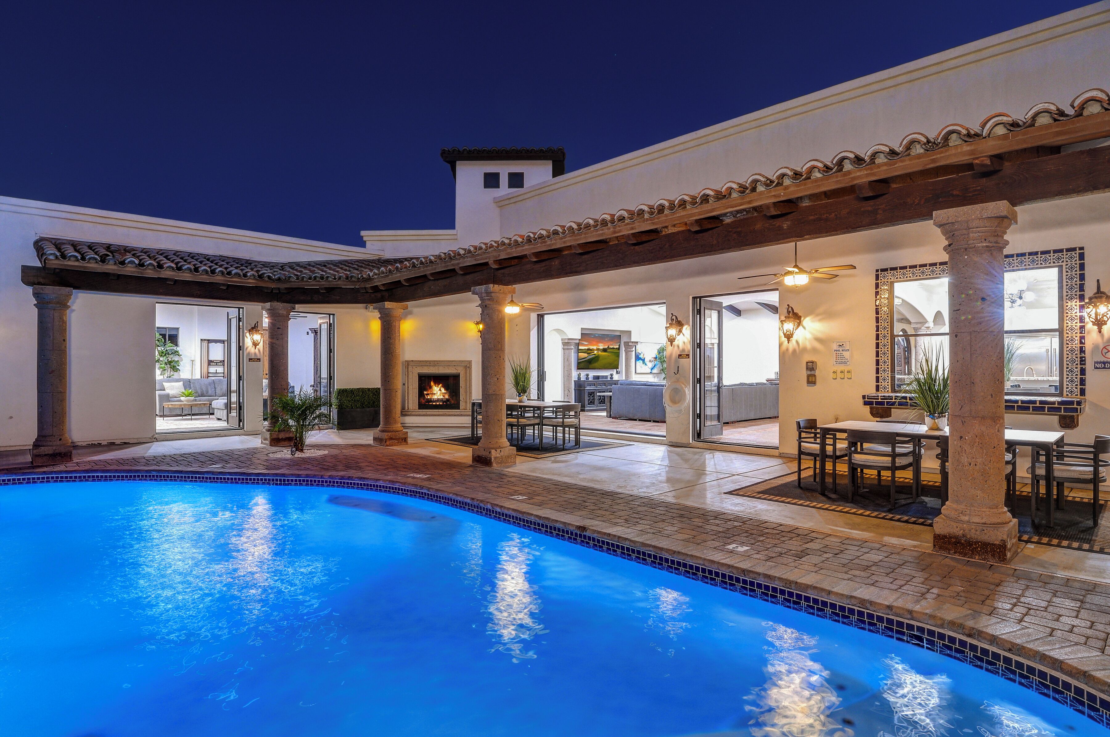 Outdoor pool, a heated pool