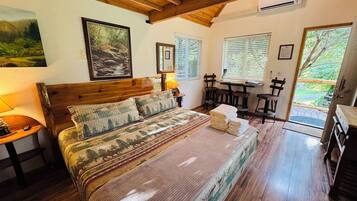 2 habitaciones, acceso a internet y ropa de cama