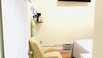 1 camera, una scrivania, ferro/asse da stiro, Wi-Fi