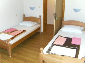 1 dormitorio, Internet, ropa de cama