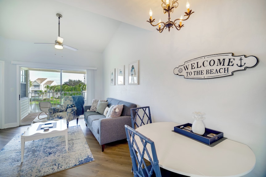Walk To Canova Beach Park: Couple's Coastal Condo - Melbourne