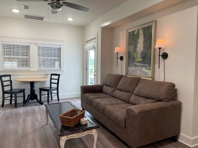 The Mockingbird-Covered Parking, Quiet Street