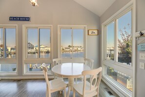 Dining - Dock, Pool Access! Waterfront Haven in Ocean City (Ocean City)