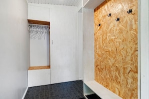 Interior - Cozy Lapland Hideaway, 2BDR, Wifi & Parking (Rovaniemi)