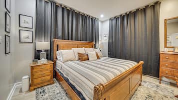 1 chambre, bureau, fer et planche Ă repasser, accĂšs Internet