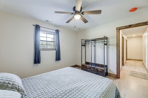 3 Schlafzimmer, Schreibtisch, Internetzugang, Bettwäsche