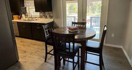 Peaceful and centrally located. Private house.