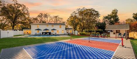 Sportplatz