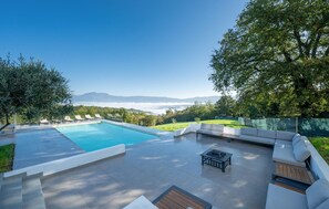 Pool - Lovely home in Pican with sauna (Pican)