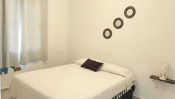 2 soverom, strykejern/-brett, wi-fi og sengetøy