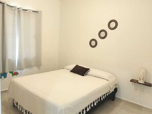 2 sovrum, strykjärn/strykbräda, wi-fi och sängkläder